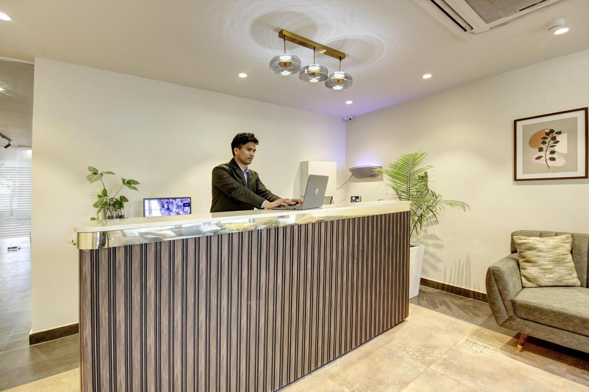 Saltstayz Select - Golf Course Road Gurgaon Exterior photo